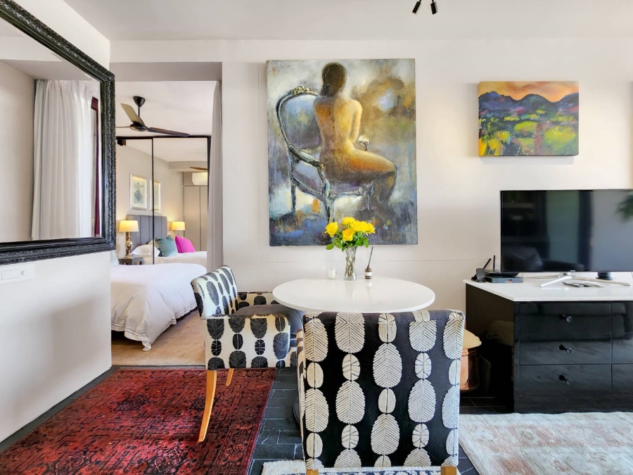 1 Bedroom Property for Sale in Fresnaye Western Cape